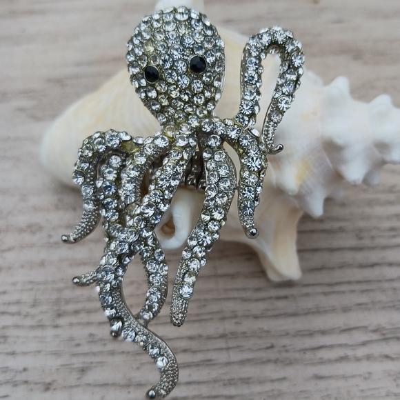 Vintage Rhinestone Octopus Stretch Ring or Necklace Piece - Picture 5 of 12